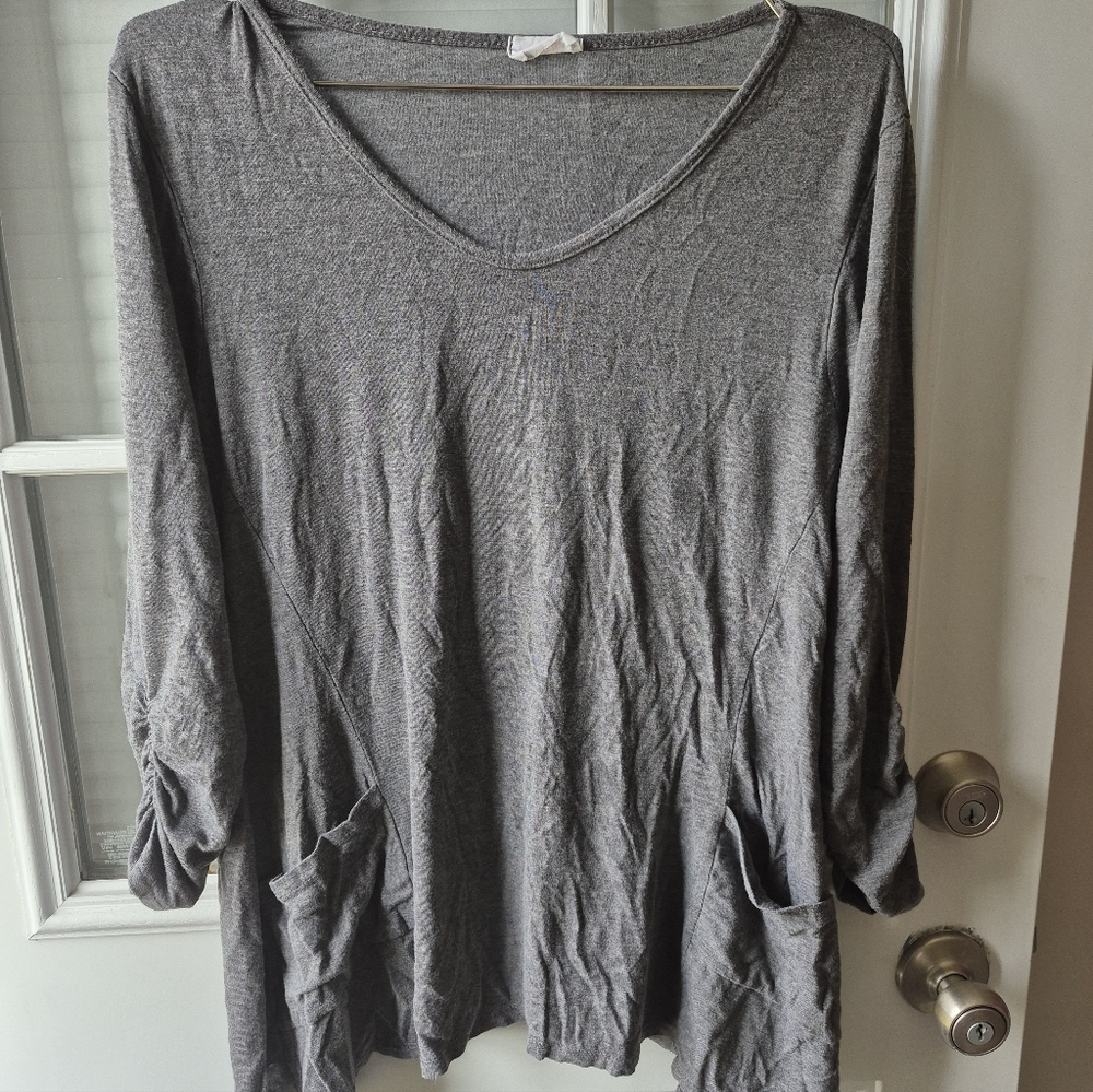 HerShe Charcoal Tunic Top